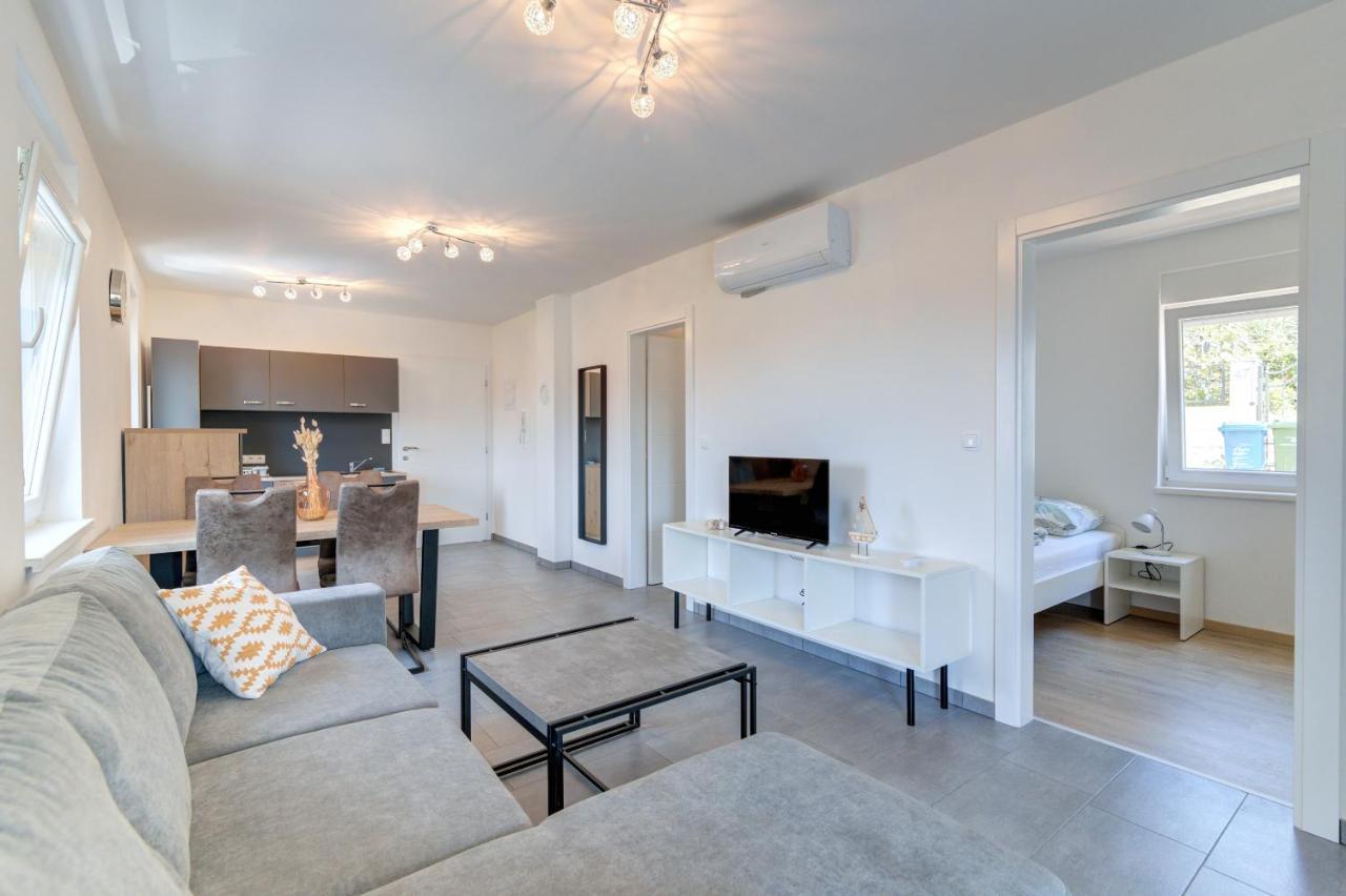 Damar Apartmani Senj  Eksteriør bilde
